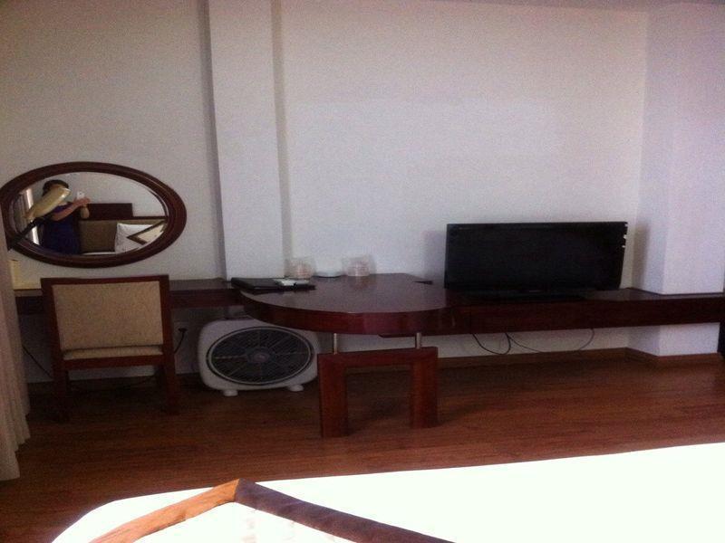 Long Anh Hotel ダナン市 エクステリア 写真