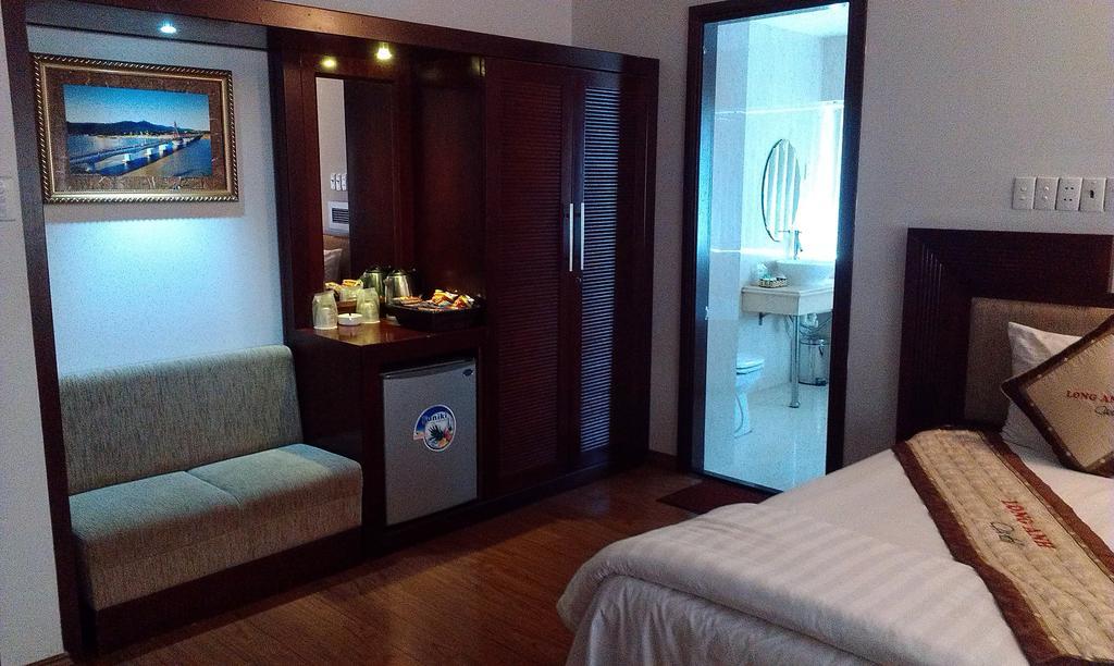 Long Anh Hotel ダナン市 部屋 写真
